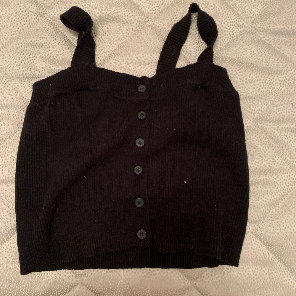 Black crop top